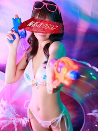 雛形すず
