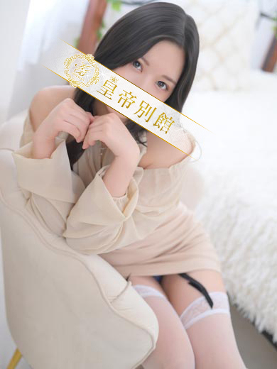 月野ひなみ4枚目