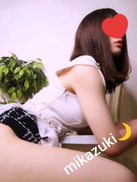 そろそろお花見シーズン☀️🌙