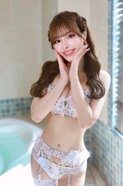 はじめまして🩷白星ほたるです💗