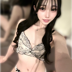 明日15時〜💞🐱