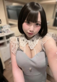 えちえちひなちゃん出勤🌷