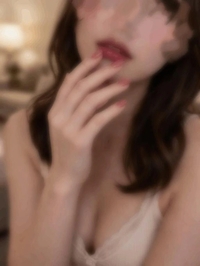 指先も春色🌸
