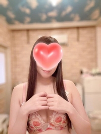 ねぇさわって…