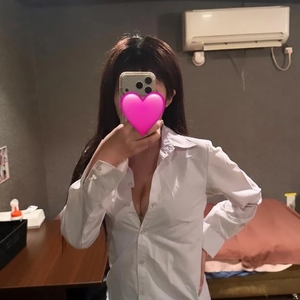 今日も元気に出勤したよ😚