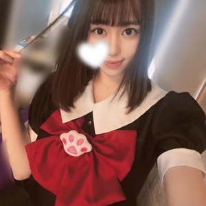 上目遣いで悩殺◯◯◯