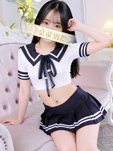 萌乃よる3枚目