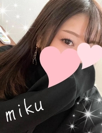 本日出勤♥️...💋