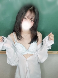 薄着になる季節、視線感じる♡