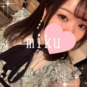 本日出勤♥️...💋