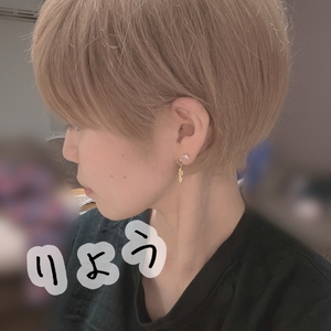 横顔。