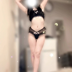 肌触って？♡