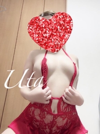 激しくねっとり愛撫に、愛液が飛び散る。快感が襲い、悶絶