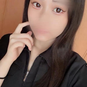 ぜひ....|´-`)ﾁﾗｯ