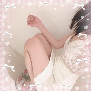 明日は出勤します☺︎