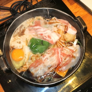 もも
