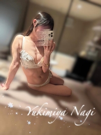 君を放っておけなくて?