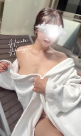 耳の裏を首筋にかけてぺろりと舐めた。