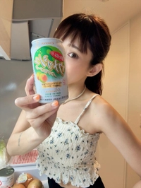 今日は二品作るから気合いを入れるためにお酒を飲むルイ👍