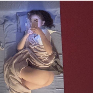 お店にいるよ🎀