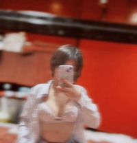 お昼からえっちな気分…💓