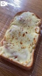 今日のおやつは🧀