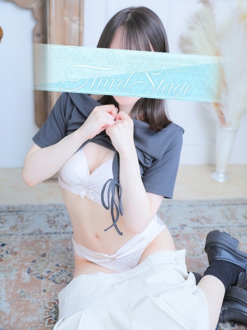 川西 かれん3枚目