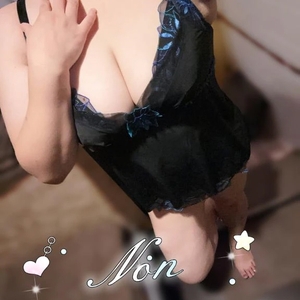 久しぶりに黒いサルート💕