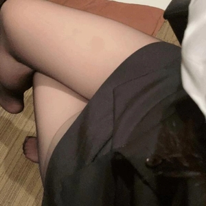 出勤してます(*¯︶¯♥)