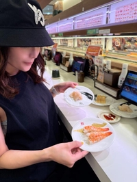 今日の用事済ませて...メイク品買う前に腹ごしらえ😇