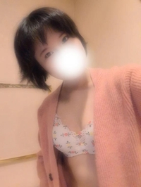 今の髪の毛こんな感じです・・・