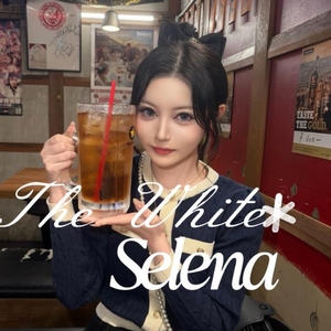 🇷🇺Selena 【店の中で3番目】