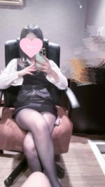 仕事中に誘惑秘書♡