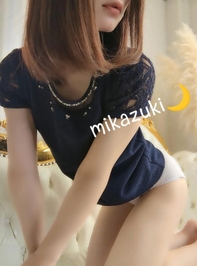 友だちの奥さんを…🩷🌙