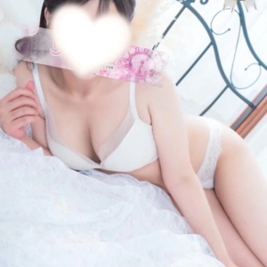 見てネ