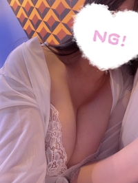 挟まれたい…？