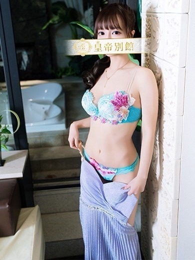 初音おうか2枚目