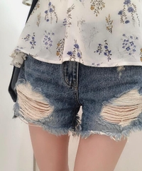 明日は15-last出勤です🫶🏻