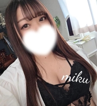 明日12時～出勤♥️