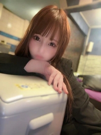 ねぇ先輩ちょっと休憩しにいこ？