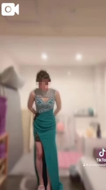 コナンくん👓🎀人気だからルイも踊ってみたよ🫟ドレスが長いんだよお🫩👍