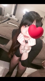 私の隣空いてます🩷