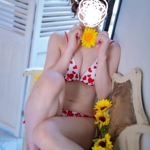 視線が少し下向いてるなぁ🤔