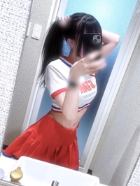 🏵👯🏻‍♀️