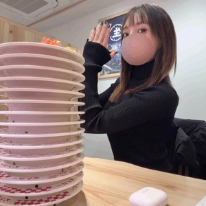 げぷっ🙈食べ過ぎたあ😳😳😳