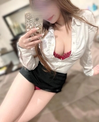 濡れちゃった、見て？♡