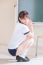 罰ゲームってゆうなあああ‼️😭私にもブルマ需要あるんだよ😳👍