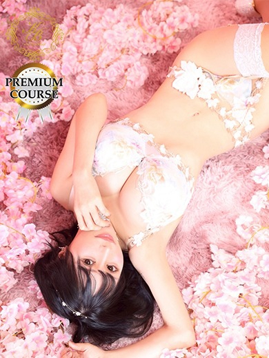 長谷川夕妃1枚目