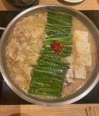 もつもつ