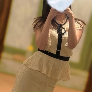 ‎(∩ ᵔ⩊ᵔ )⊃⭐︎➰💕